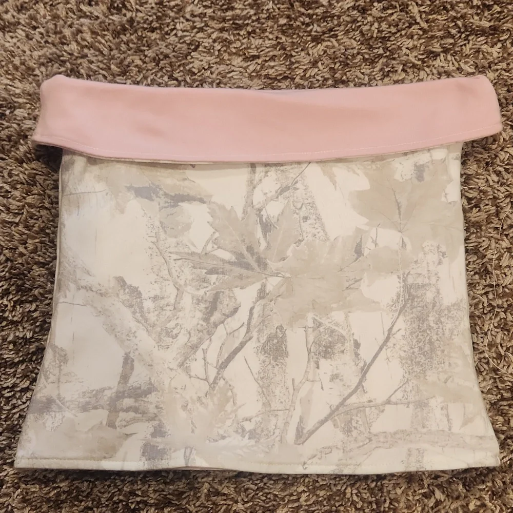 Hollister Cream and Taup Leaf Accent Tube Top - Picture 2 of 4